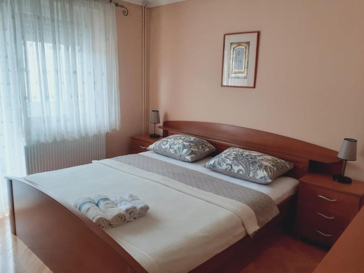 Spacious 80M2 Apartment In The Center Liyubuşka Dış mekan fotoğraf