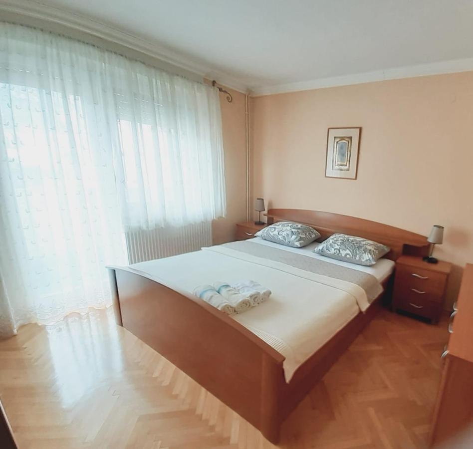Spacious 80M2 Apartment In The Center Liyubuşka Dış mekan fotoğraf